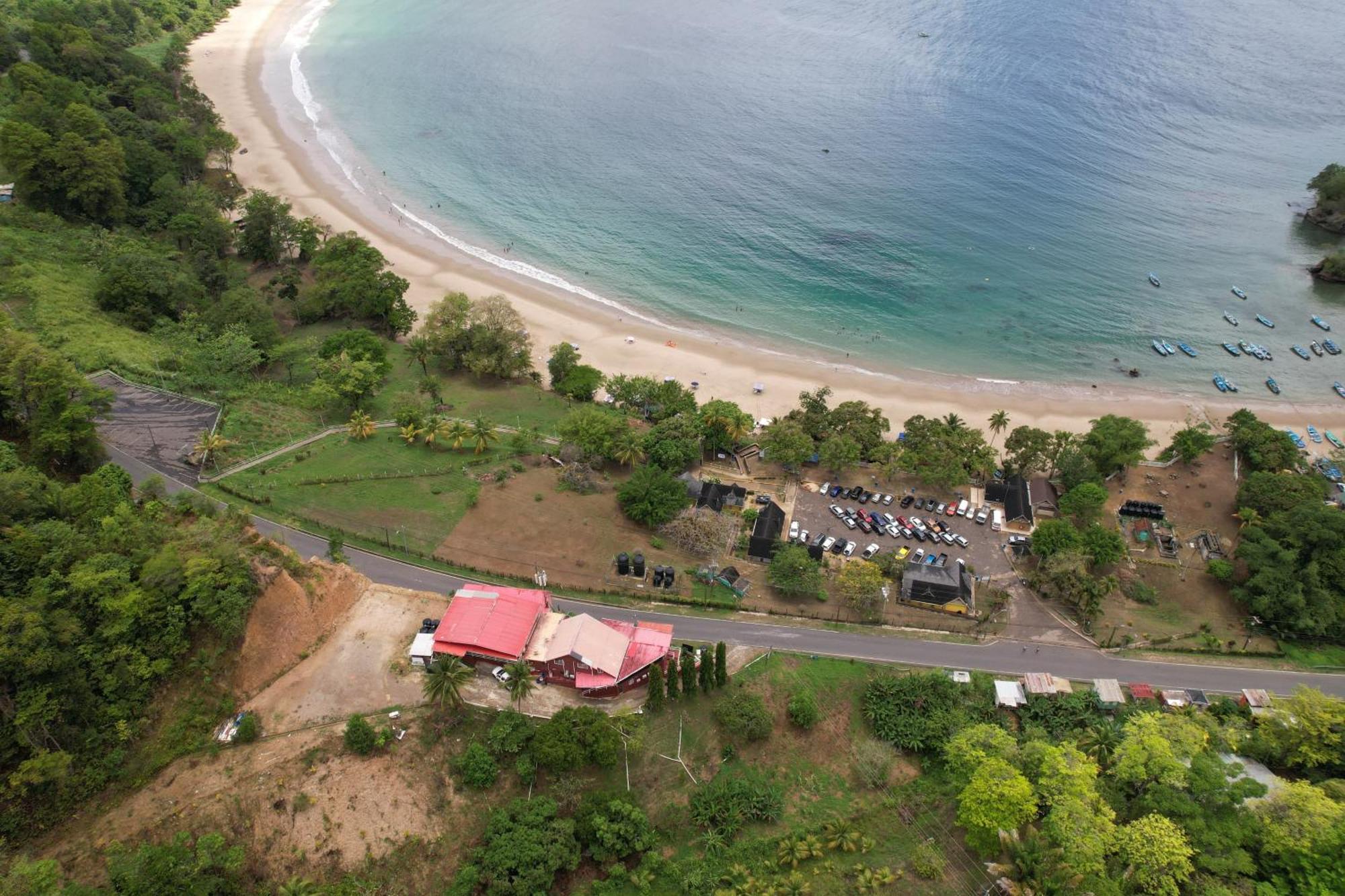 Las Cuevas Beach Lodge ภายนอก รูปภาพ
