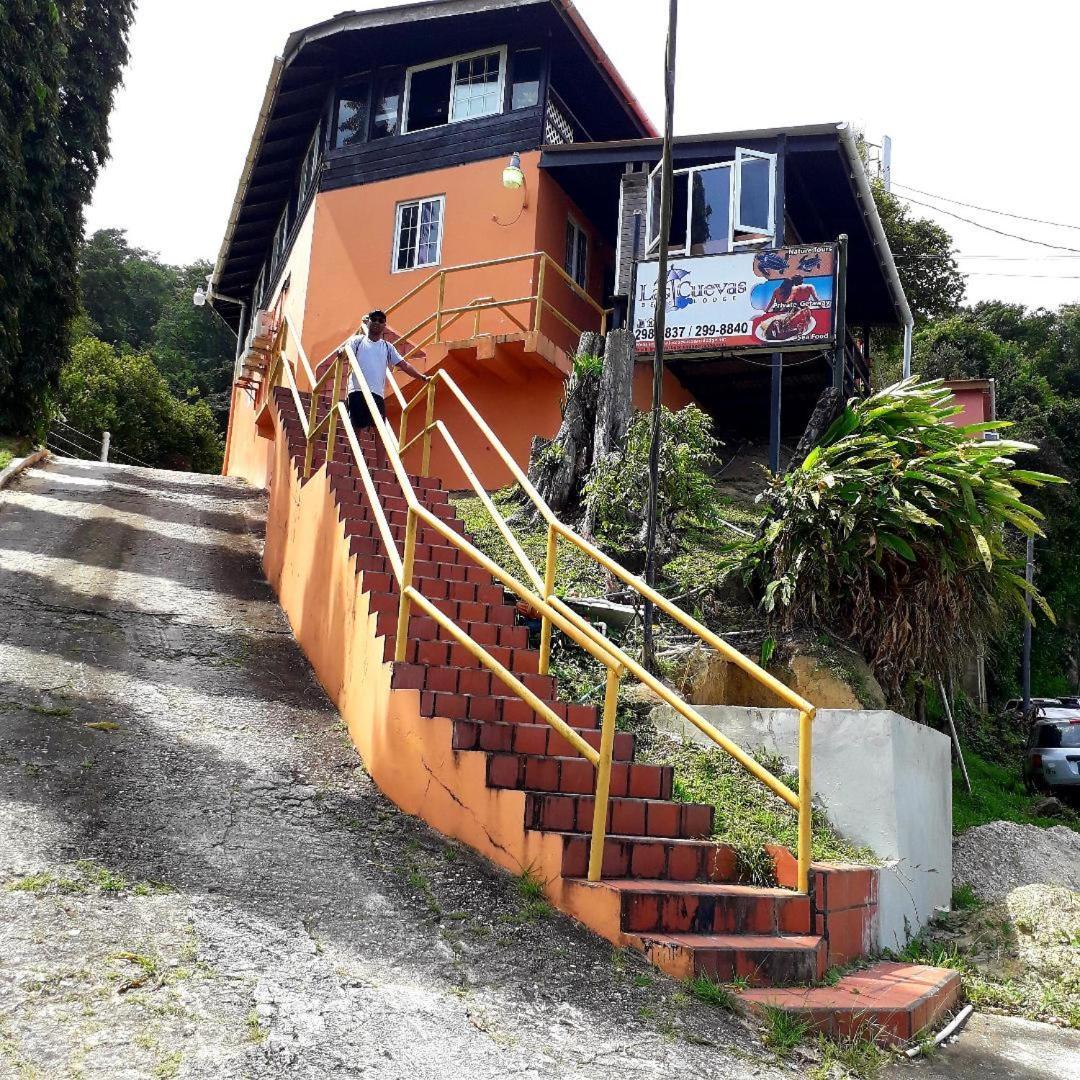 Las Cuevas Beach Lodge ภายนอก รูปภาพ